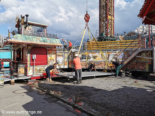 aufbau cranger kirmes 01august23 