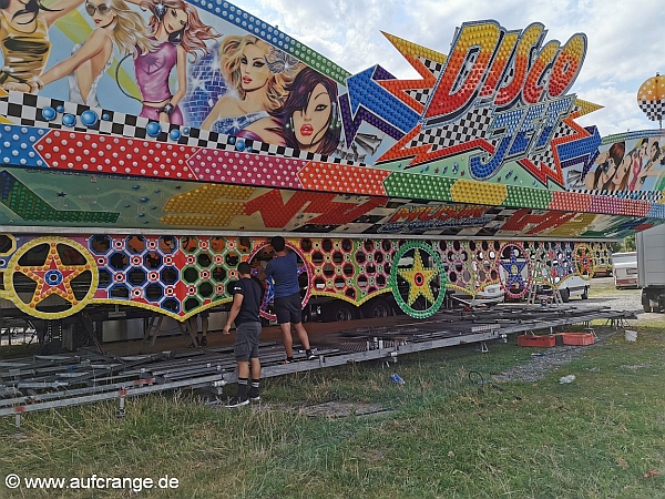 aufbau cranger kirmes 19juli23